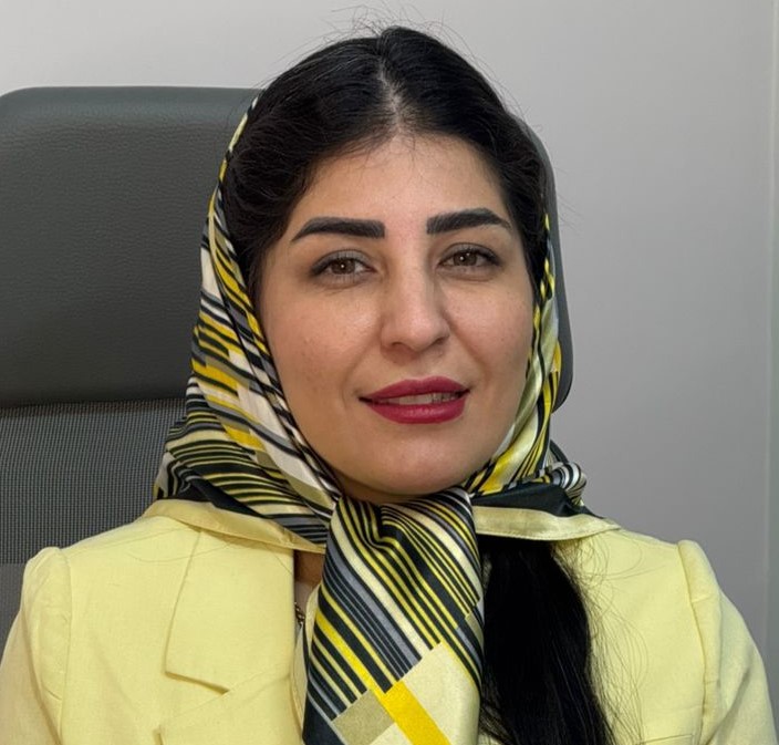 زهرا عارف پور